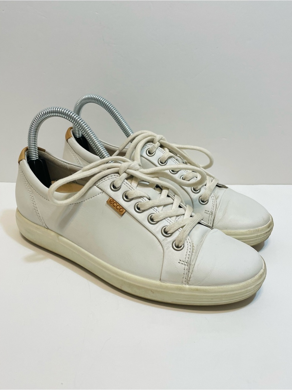 ECCO Soft 7 White Leather Low Top Sneakers Women's EU 37 / US 6-6.5